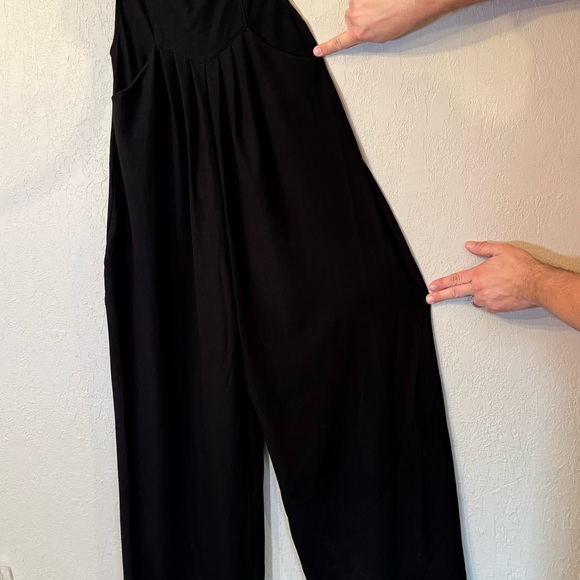 HALARA Black Relaxed Fit Jumpsuit with Wide Straps - Picture 6 of 9